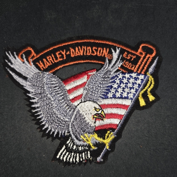 NEW RARE VTG HARLEY-DAVIDSON Scroll Grey Eagle Open Wings Flag Patch 4" x 3.5" - Picture 1 of 2
